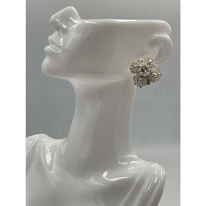 Vintage TARA Pearl Crystal Flower Clip On Earrings